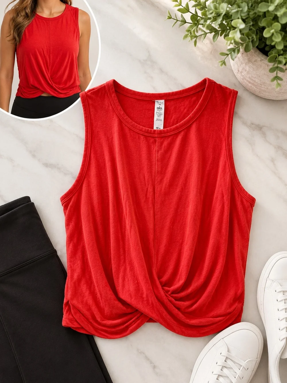 Alo Yoga Cover Twist Front Cropped Tank Red Size M NWOT